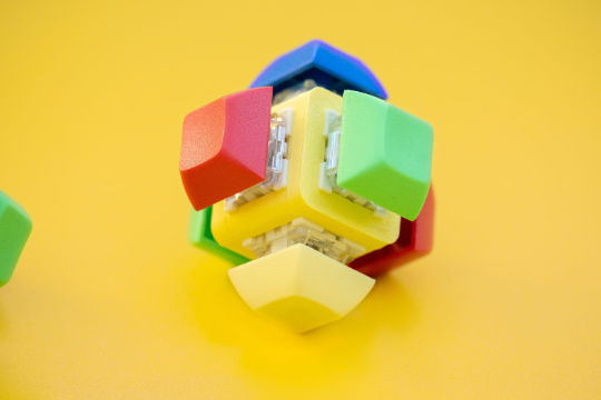 Toybox 6 Key Mechanical Fidget