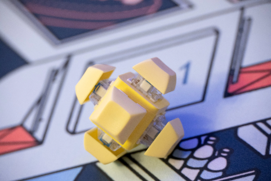 Yellow 6 Key Mechanical Fidget