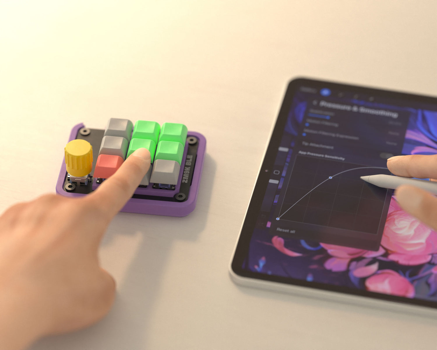 Best Wireless Macropad for iPad - GoodNotes, Procreate, Notability